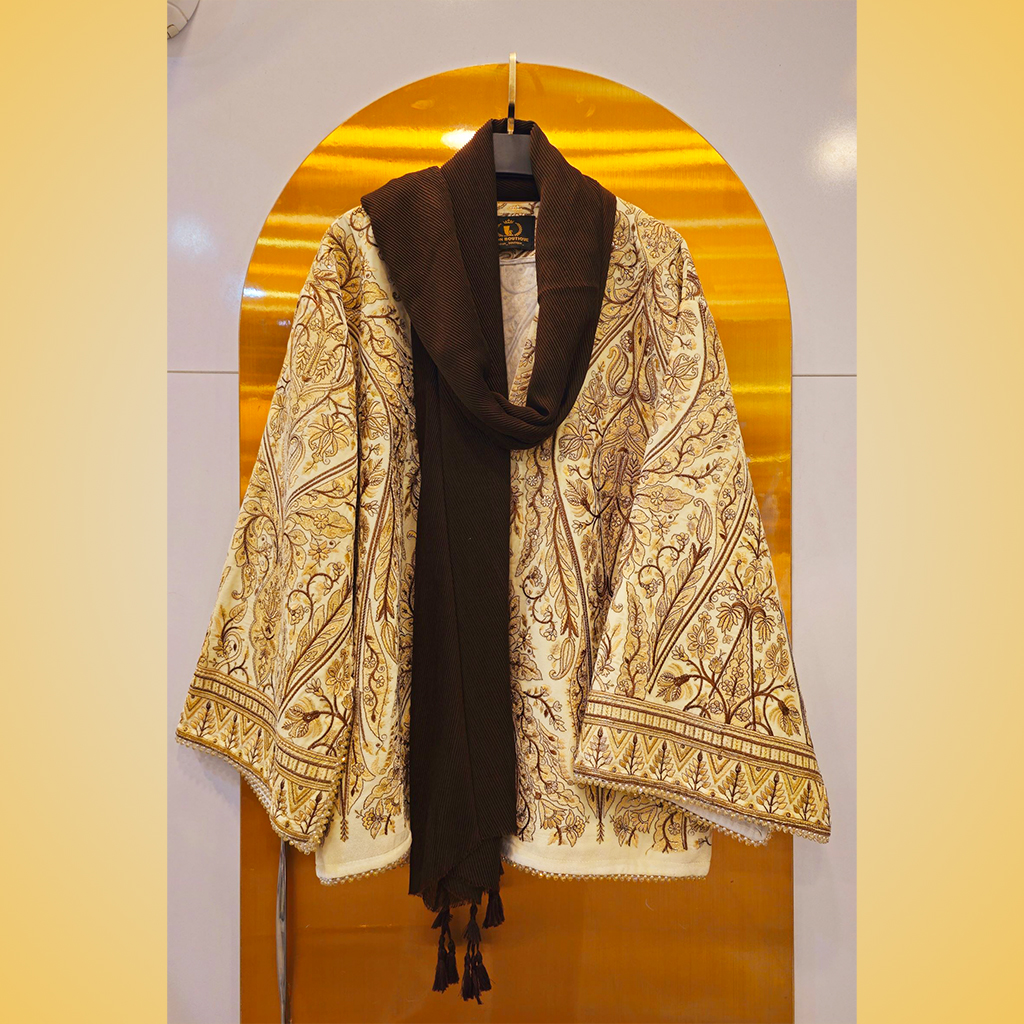 کت مخمل سوزن دوزی اشرافی